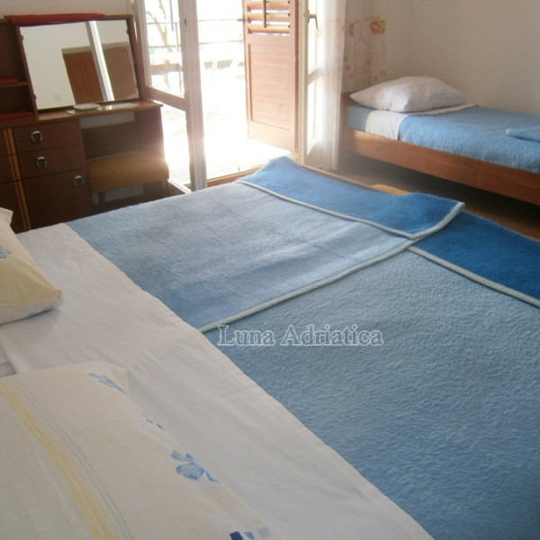Bedrooms, Apartman Laura Rusti, Turistička agencija Luna Adriatica, Rabac - Istra (Hrvatska) Rabac