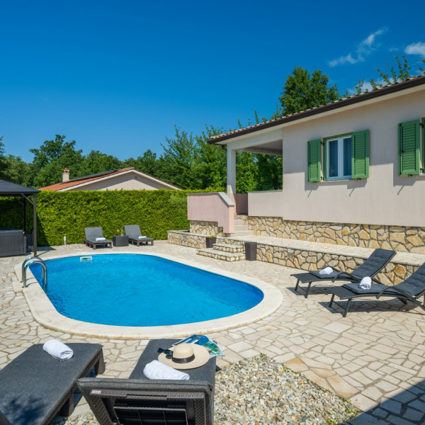 VILLA STELLA, Turistička agencija Luna Adriatica, Rabac - Istra (Hrvatska) Rabac
