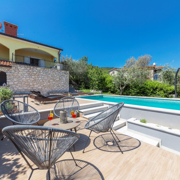 VILLA LAURA, Turistička agencija Luna Adriatica, Rabac - Istra (Hrvatska) Rabac